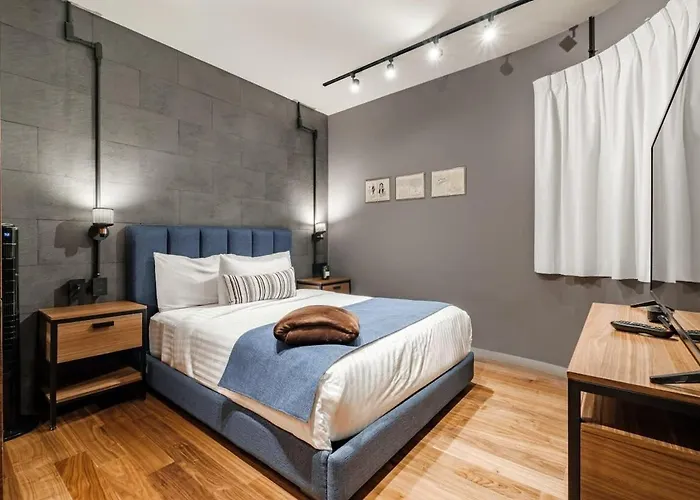 Apartment Sin 202 *